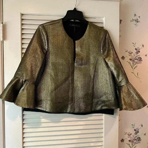 BCBGMaxAzria Metallic Gold Top in Size Small - Picture 1 of 6